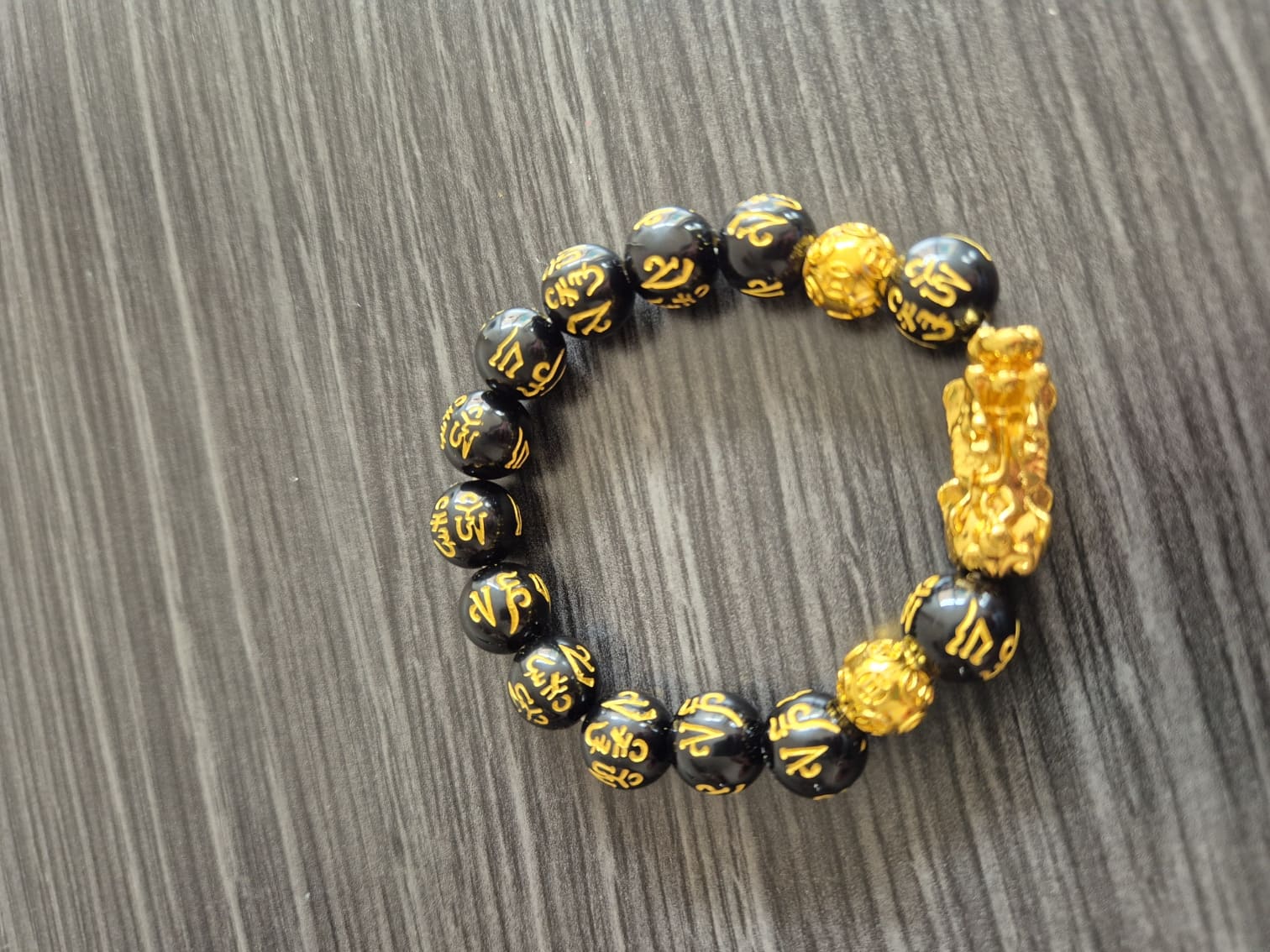 Pulsera oriental