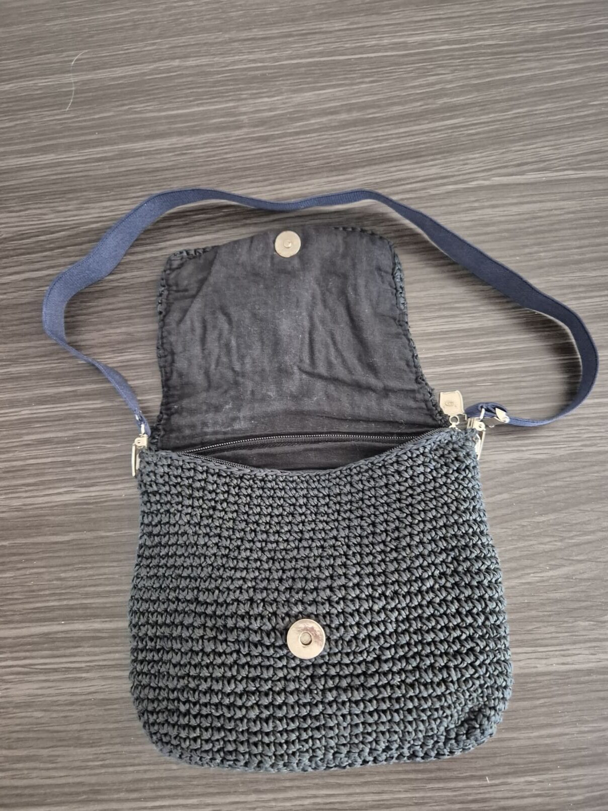 Bolso conchas abierto